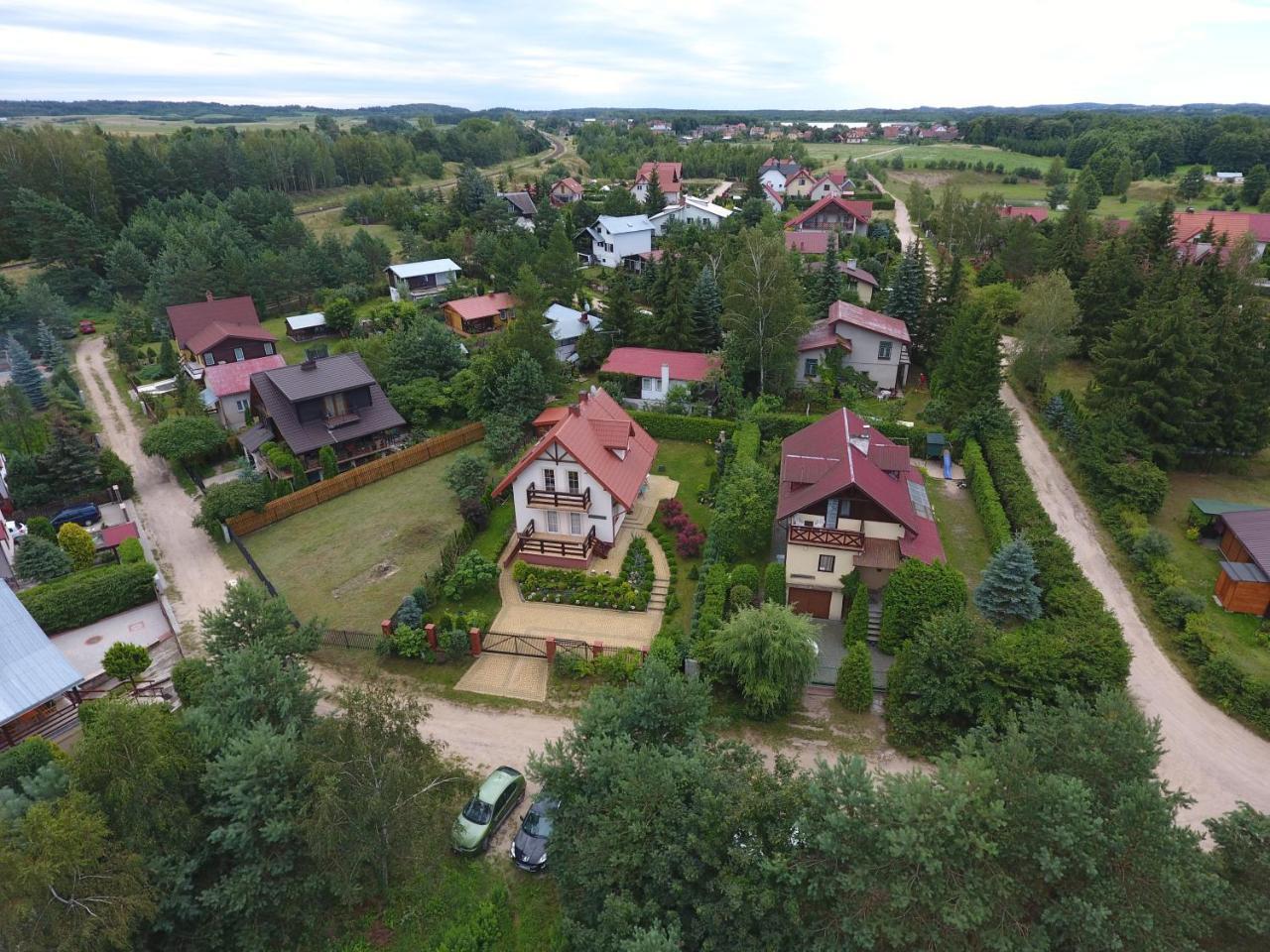 Cudodomek Na Mazurach W Woszczelach Kolo Elku Exteriör bild