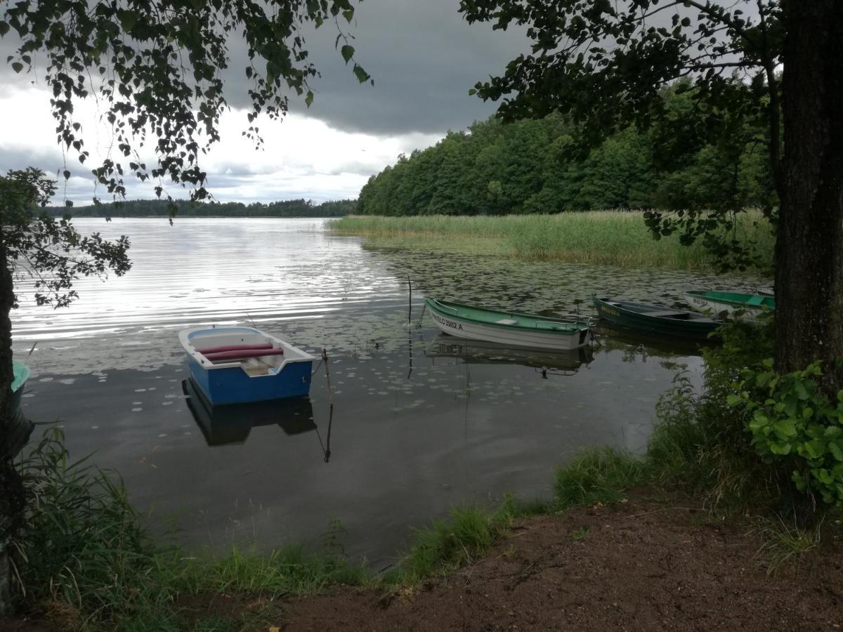 Cudodomek Na Mazurach W Woszczelach Kolo Elku Exteriör bild